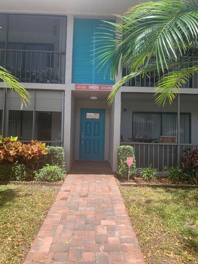 9905 Pineapple Tree Dr, Unit 106