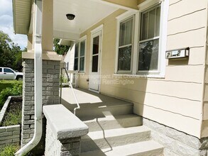 2142 S Waco Ave in Wichita, KS - Building Photo - Building Photo