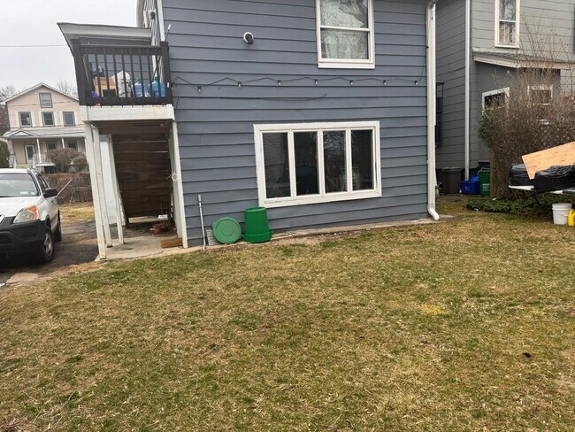 27 White Ave-Unit -1 in Nyack, NY - Building Photo - Building Photo