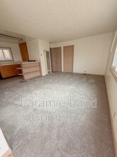 863 N 4th St in Laramie, WY - Building Photo - Building Photo