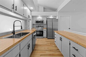 4142 NW 59th Terrace in Gainesville, FL - Foto de edificio - Building Photo