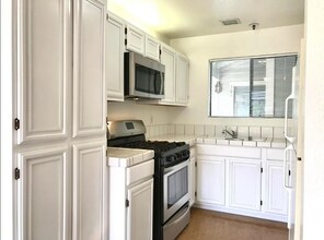 3371 Baywood Terrace in Fremont, CA - Building Photo - Building Photo