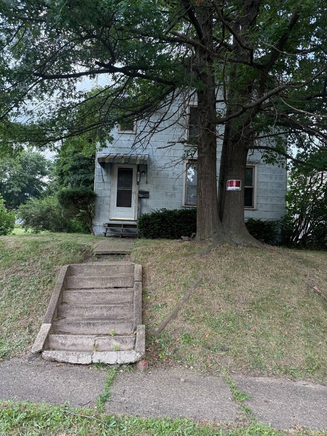 property at 806 Milner St