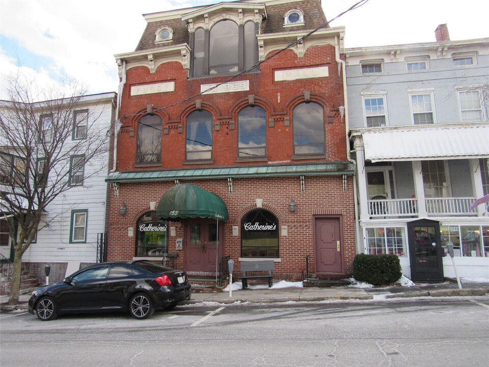 153 W Main St in Goshen, NY - Building Photo