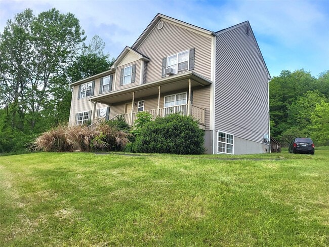 property at 7 Bel Air Dr