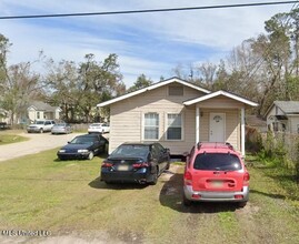 620 Loposser Ave in Gulfport, MS - Building Photo - Building Photo