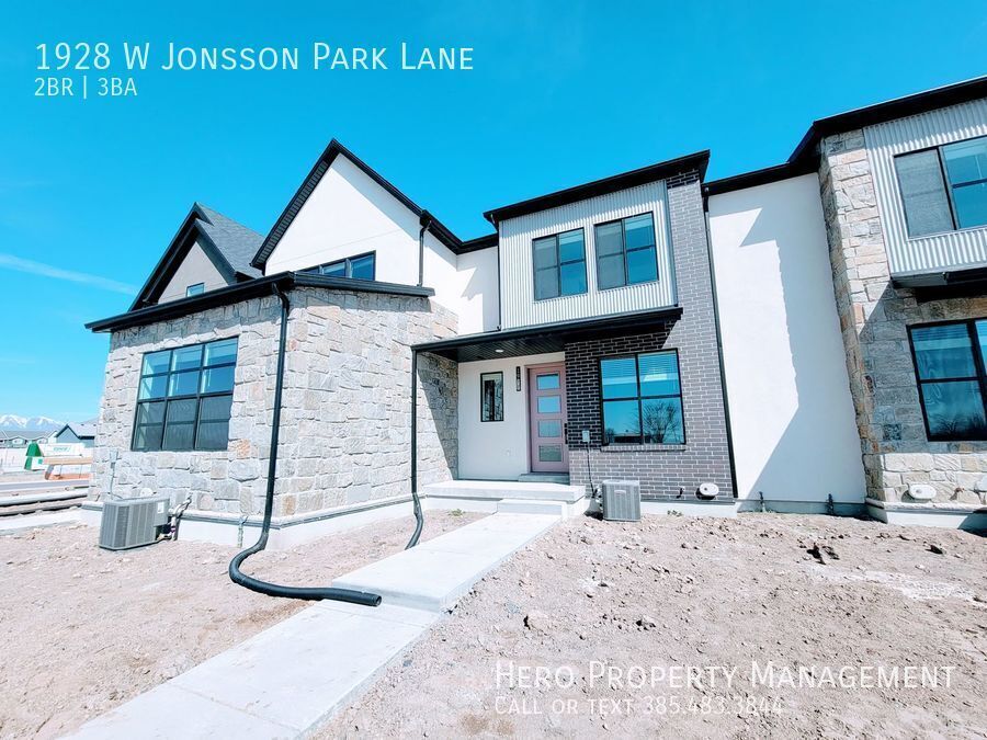 1928 Jonsson Park Ln in Lehi, UT - Building Photo