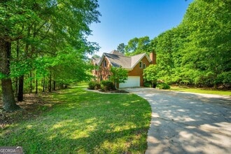 219 Deerhill Dr in Bogart, GA - Building Photo - Building Photo
