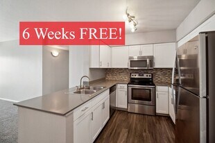 Dakota Ridge in Littleton, CO - Building Photo