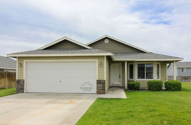 property at 4510 Muris Ln