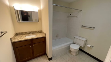 1610 6th Ave in Huntington, WV - Foto de edificio - Building Photo