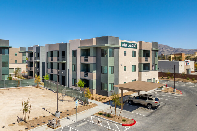 SYNC APARTMENT HOMES in North Las Vegas, NV - Building Photo - Building Photo