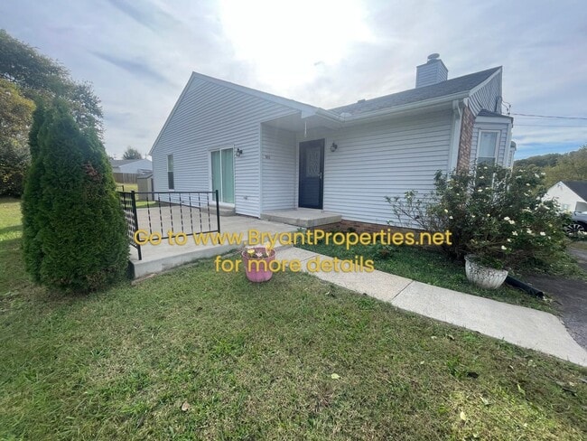 property at 1213 Cabana Cir