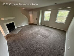 6526 Cooper Meadows Rd in Westerville, OH - Building Photo - Building Photo
