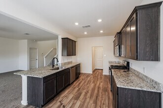 809 Clark Dr in Ferris, TX - Building Photo - Building Photo