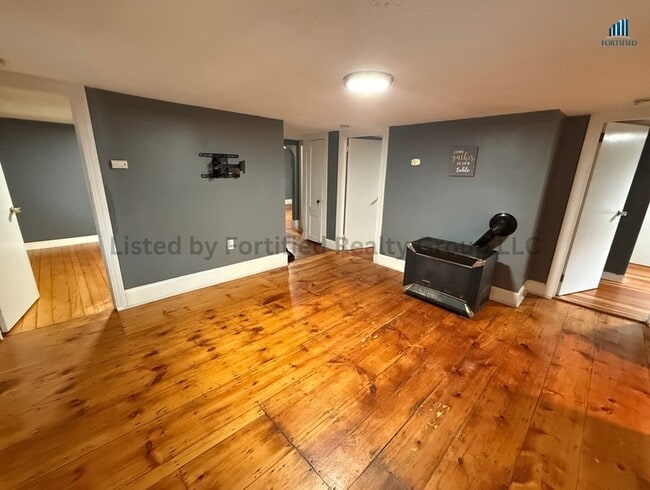 property at 949 Locust St