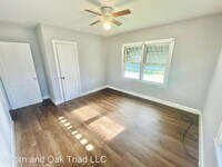 407 Academy St photo'