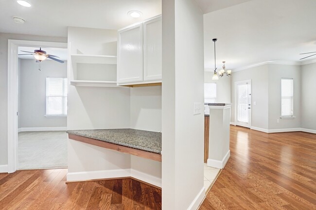 2203 Dorrington St in Houston, TX - Building Photo - Building Photo