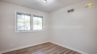 1843 N Clayton Ave in Wichita, KS - Building Photo - Building Photo
