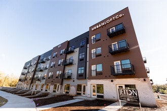 Urban Loft Co Fayetteville in Fayetteville, AR - Building Photo - Building Photo