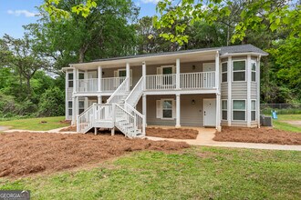 140 Cumberland Ct-Unit -B in Athens, GA - Building Photo - Building Photo