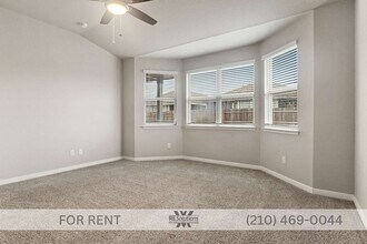 2926 Playa Azul Blvd in Converse, TX - Building Photo - Building Photo