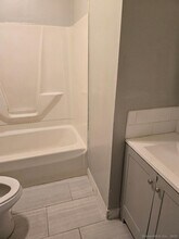 14 Wood St in Waterbury, CT - Building Photo - Building Photo