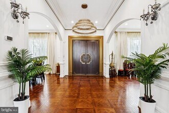 855 Dolley Madison Blvd in McLean, VA - Building Photo - Building Photo