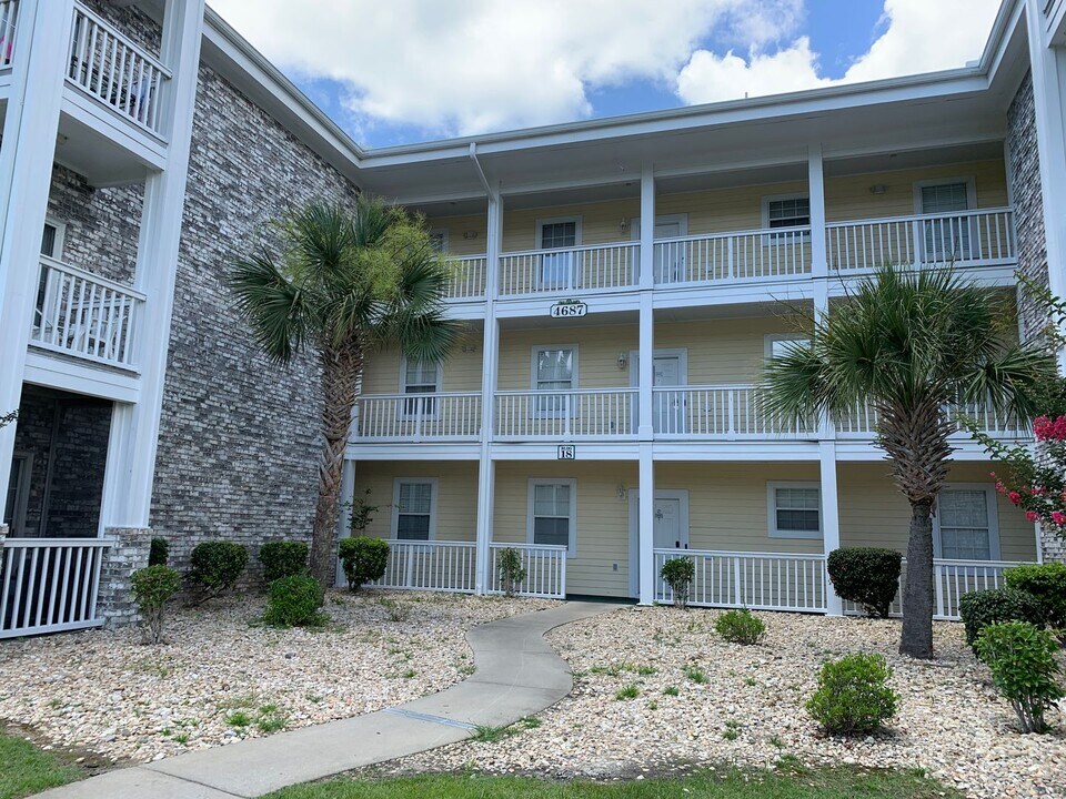 4687 Wild Iris Dr in Myrtle Beach, SC - Building Photo