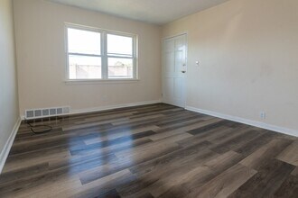 3512 Brockton Ln in Louisville, KY - Building Photo - Building Photo