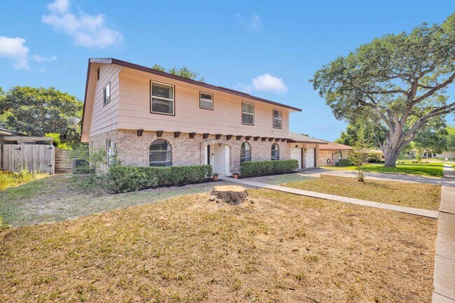 4514 Briar Forrest in San Antonio, TX - Building Photo - Building Photo