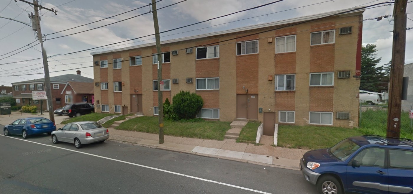 Bustleton Place in Philadelphia, PA - Foto de edificio