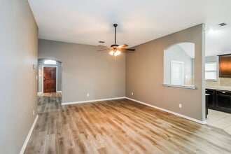4520 Rockmill Trail in Fort Worth, TX - Building Photo - Building Photo