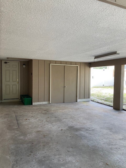 744 Vassar Rd in DeLand, FL - Building Photo