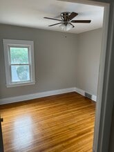 154 Lincoln Blvd, Unit Upper 3 Befroom in Kenmore, NY - Building Photo - Building Photo