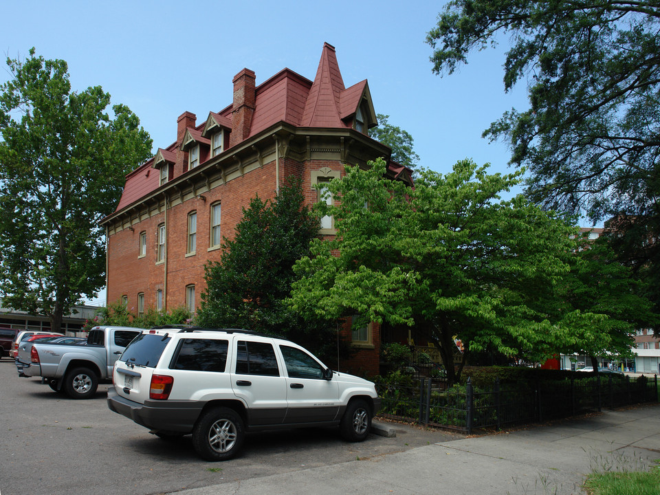 938 Greene St in Augusta, GA - Building Photo