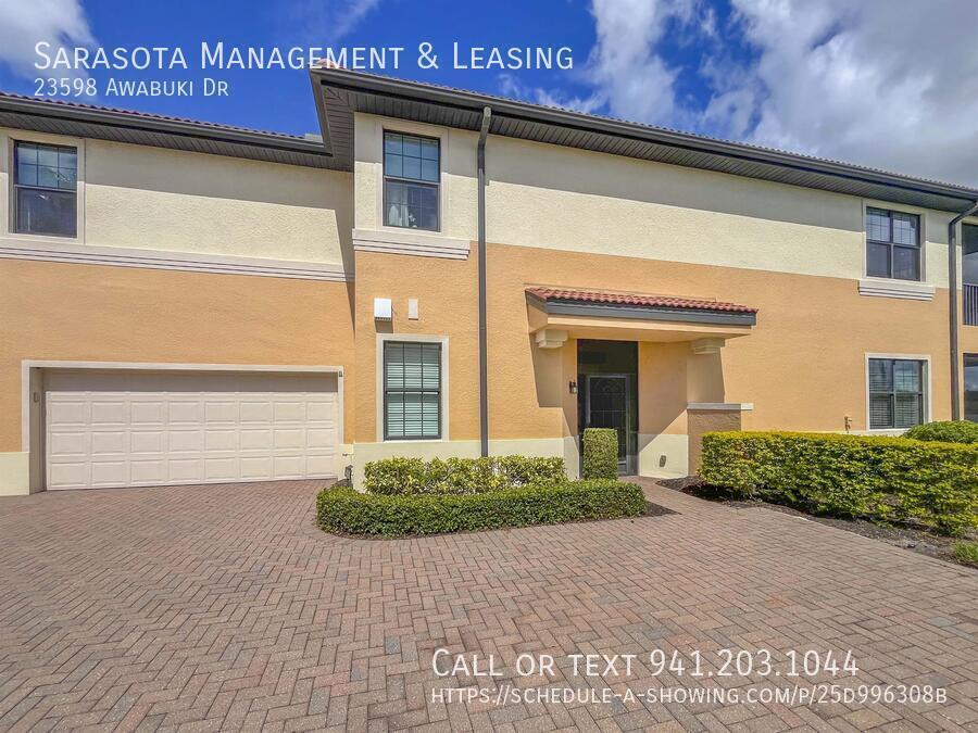 23598 Awabuki Dr in Venice, FL - Building Photo