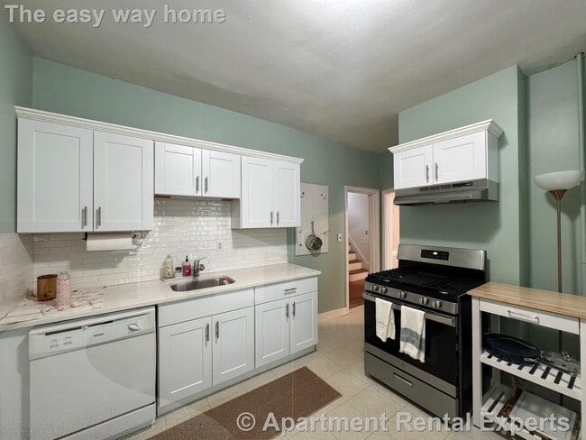 22 Spencer Ave, Unit 2