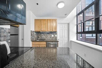 10 Linwood St in Malden, MA - Building Photo - Building Photo