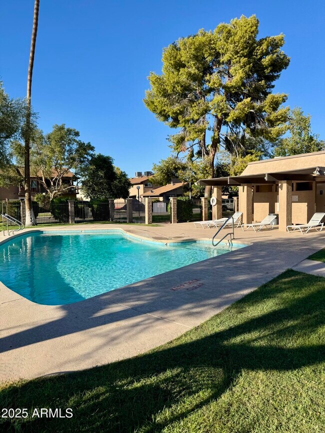 1051 N 84th Pl in Scottsdale, AZ - Building Photo - Building Photo