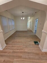 10548 S Ave J in Chicago, IL - Building Photo - Building Photo