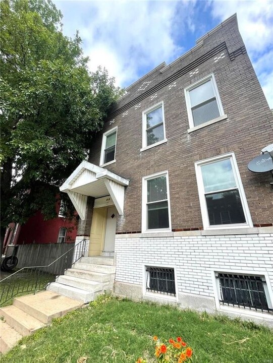 529 Eiler St in St. Louis, MO - Building Photo