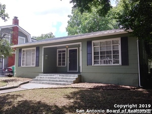 111 Blue Bonnet Blvd in San Antonio, TX - Building Photo