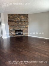 107 Olde Newburgh Dr in Newburgh, IN - Building Photo - Building Photo