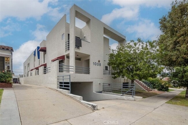 property at 1038 Allen Ave
