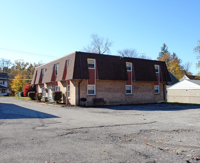 46-58 Shields Rd in Youngstown, OH - Building Photo - Building Photo