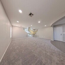 548 Haunts Walk Ave in Las Vegas, NV - Building Photo - Building Photo