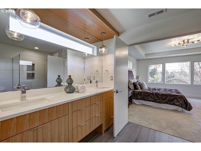 2873 SE 41st Ave in Portland, OR - Foto de edificio - Building Photo