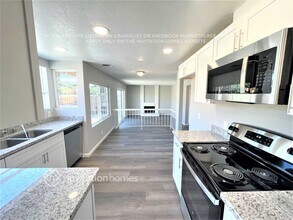 170 Opal Dr in Vallejo, CA - Building Photo - Building Photo