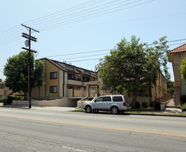 Primrose Terrace Apartments in Los Angeles, CA - Building Photo - Building Photo